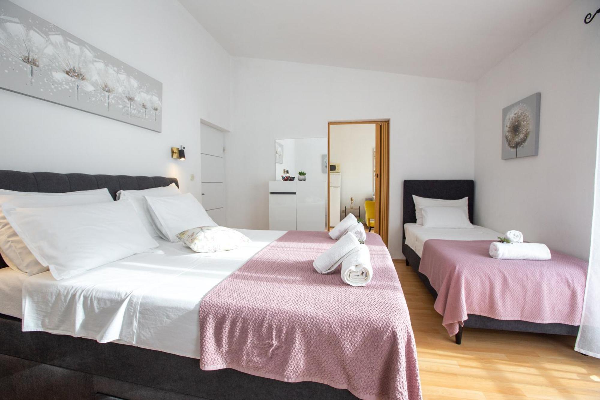 Villa Veca Starigrad Paklenica Luaran gambar