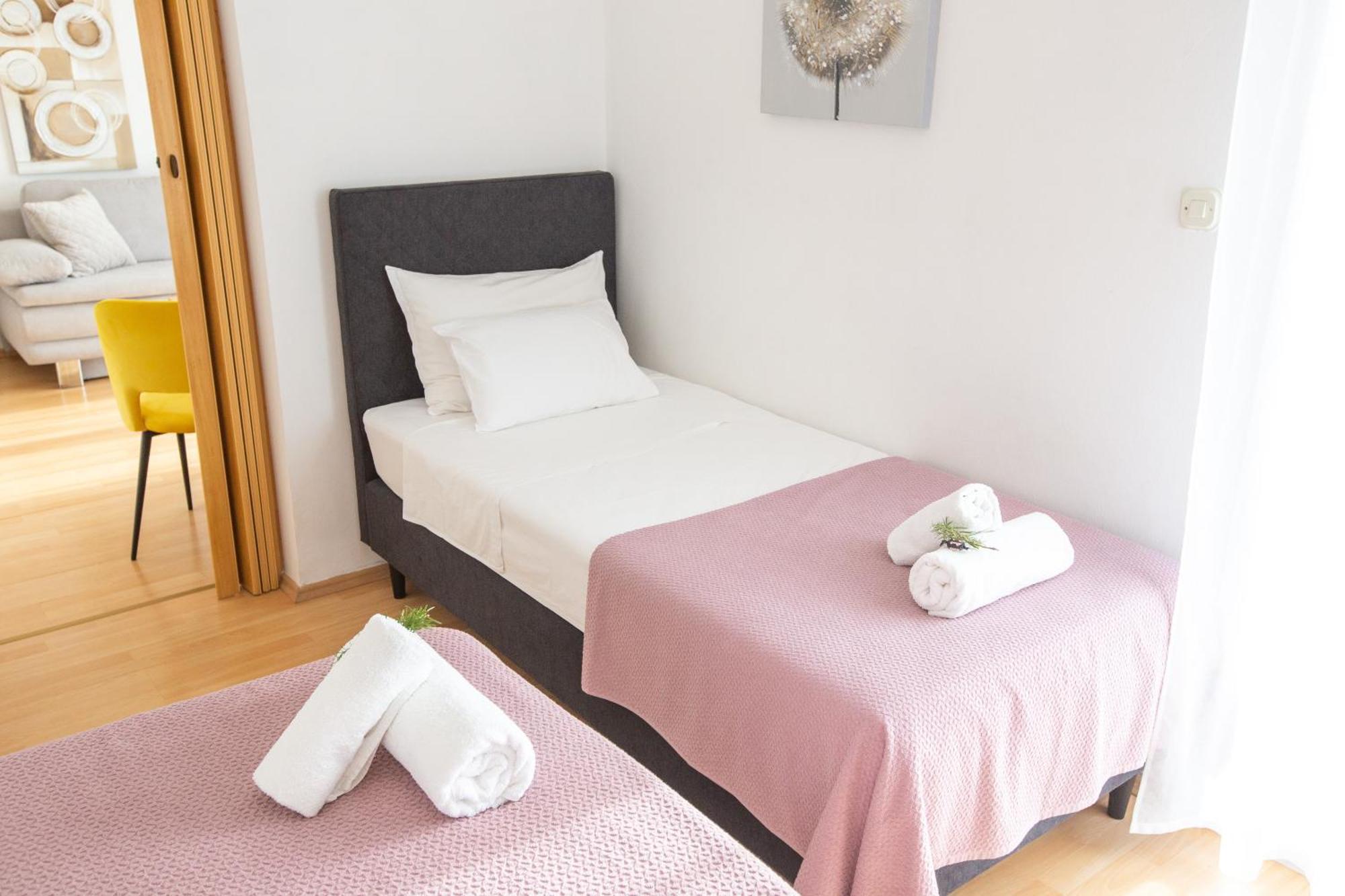 Villa Veca Starigrad Paklenica Luaran gambar