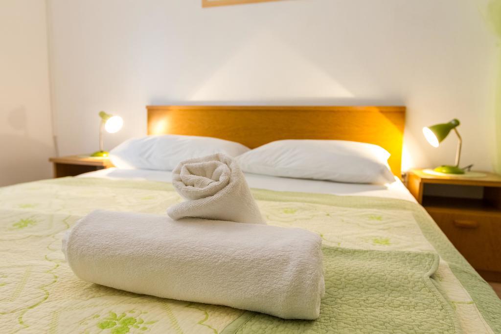 Villa Veca Starigrad Paklenica Luaran gambar